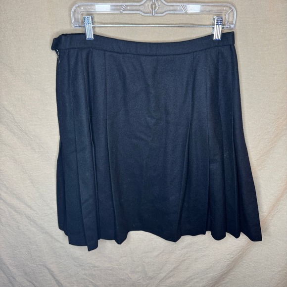 Vintage Pendleton Black 100% Virgin Wool Pleated Skirt Made in USA READ - Picture 3 of 5